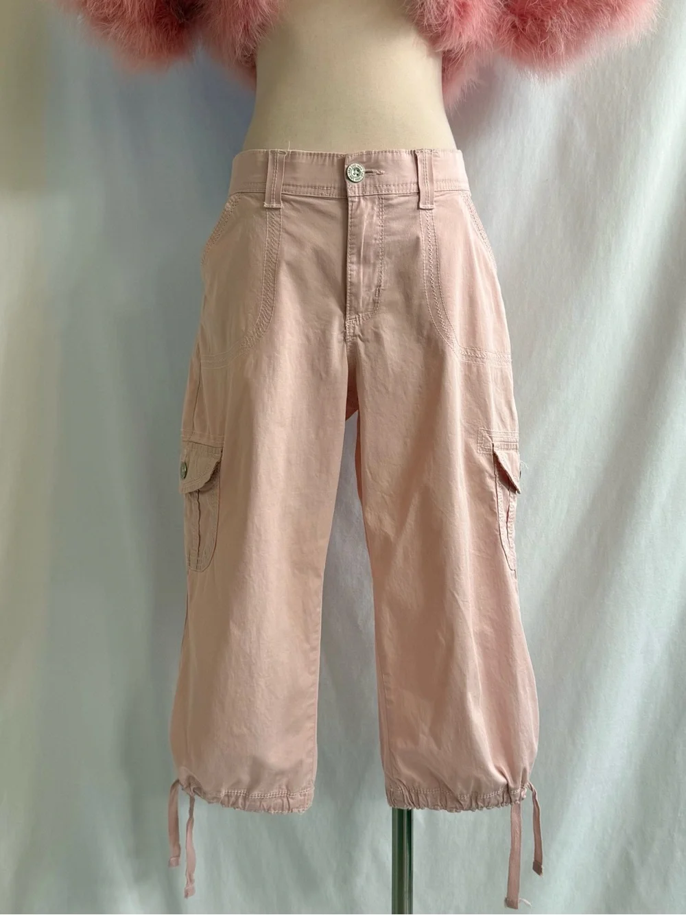 Vintage Y2K Pink Cargo Capri Pants